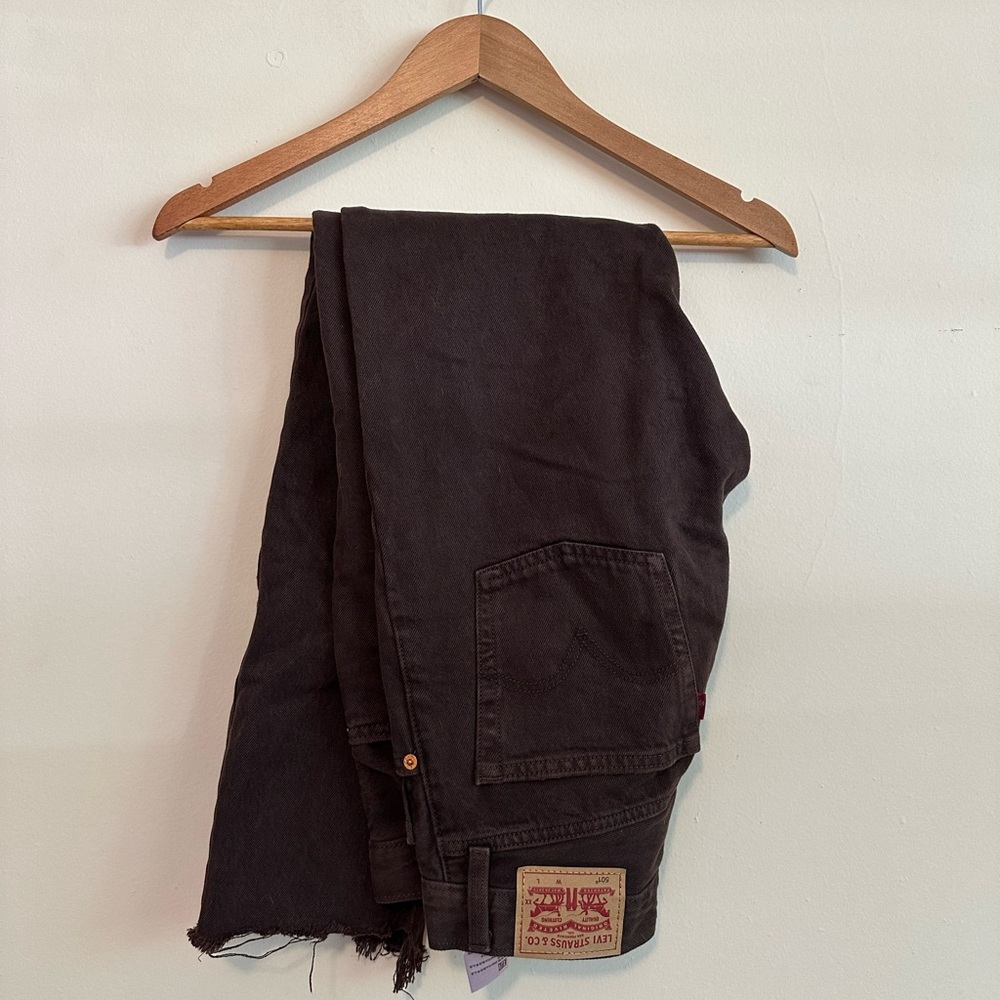 Brown Levi’s 501
